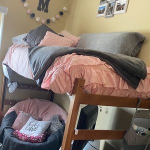 Twin XL bedding set!